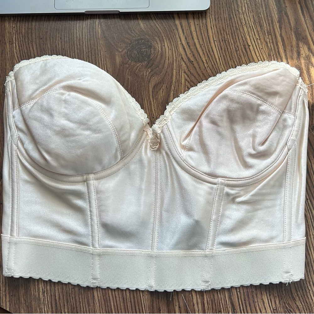 Elegant Cream Bustier Strapless Bra Plus Size
